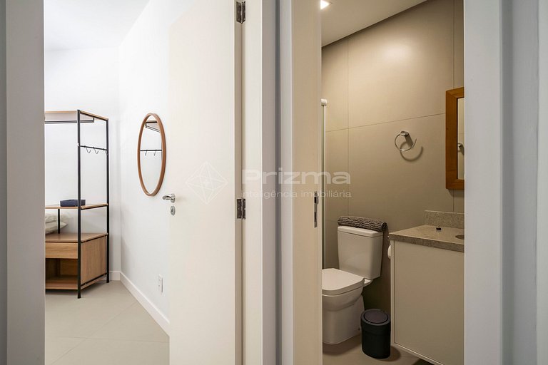 Recém reformado - com vista pro mar de Bombas