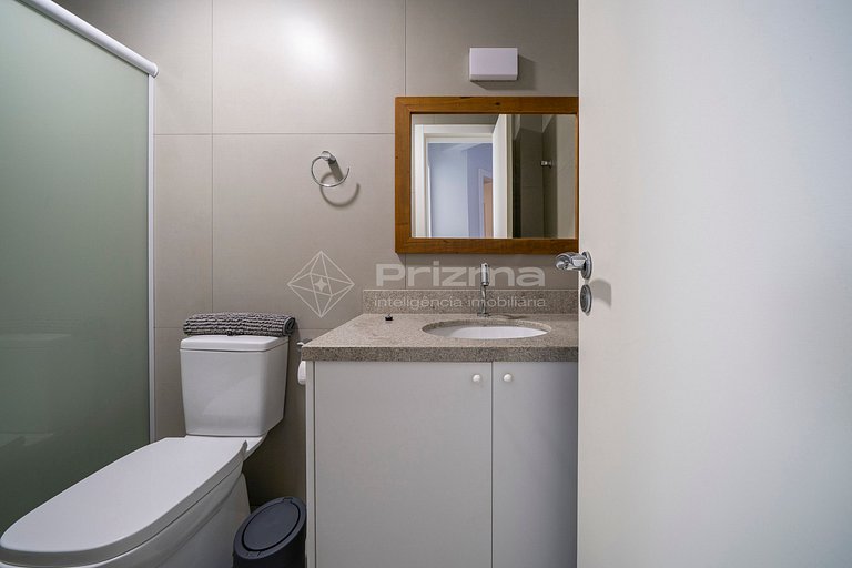 Recém reformado - com vista pro mar de Bombas