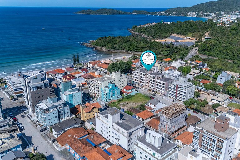 Recém reformado - com vista pro mar de Bombas