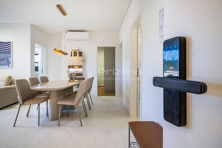 Lindo Apartamento- Condomínio com Piscina e Academia- Excele