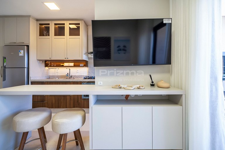 Lindo Apartamento- Condomínio com Piscina e Academia- Excele