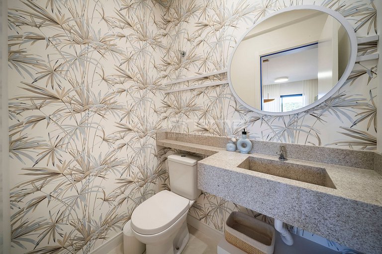 Lindo Apartamento- Condomínio com Piscina e Academia- Excele