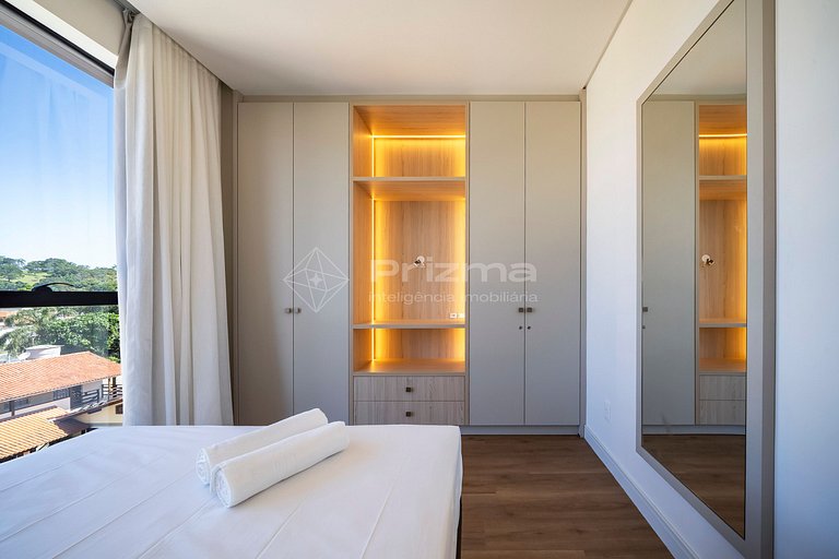 Lindo Apartamento- Condomínio com Piscina e Academia- Excele