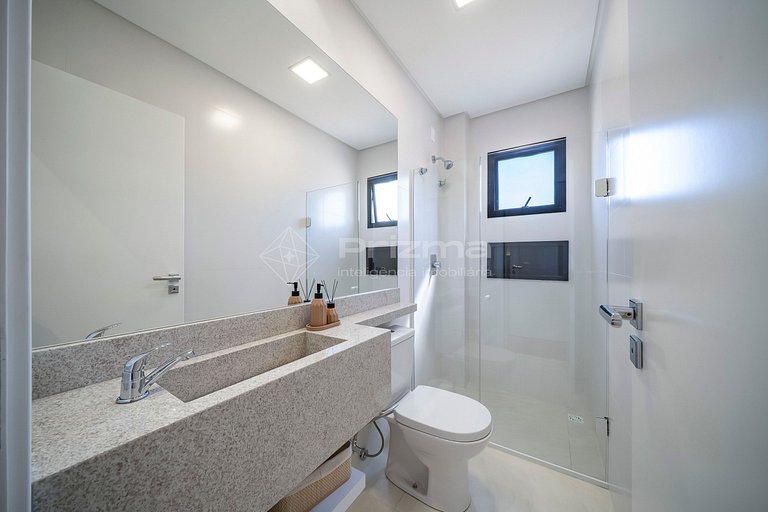 Lindo Apartamento- Condomínio com Piscina e Academia- Excele