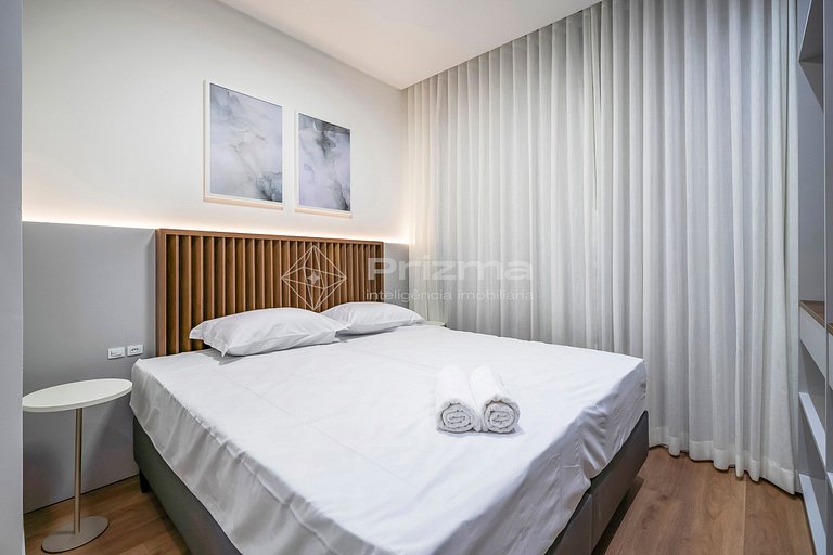 Lindo Apartamento- Condomínio com Piscina e Academia- Excele