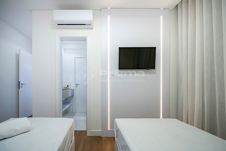 Lindo Apartamento- Condomínio com Piscina e Academia- Excele