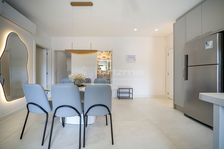 Lindo Apartamento Condomínio com Piscina