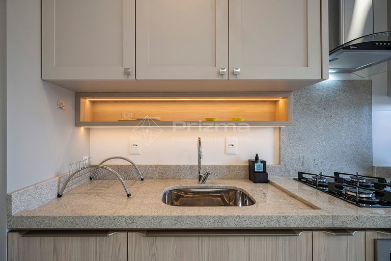 Lindo Apartamento Condomínio com Piscina