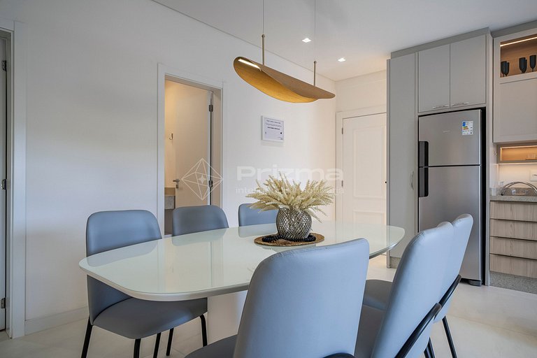 Lindo Apartamento Condomínio com Piscina