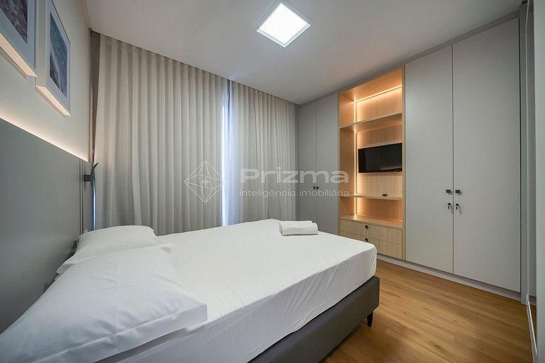 Lindo Apartamento Condomínio com Piscina