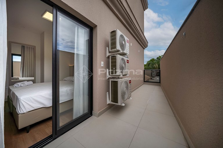 Lindo Apartamento Condomínio com Piscina