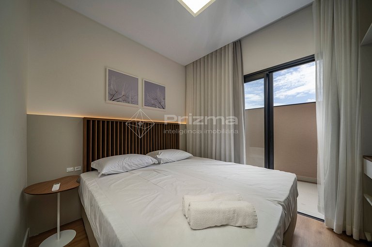 Lindo Apartamento Condomínio com Piscina