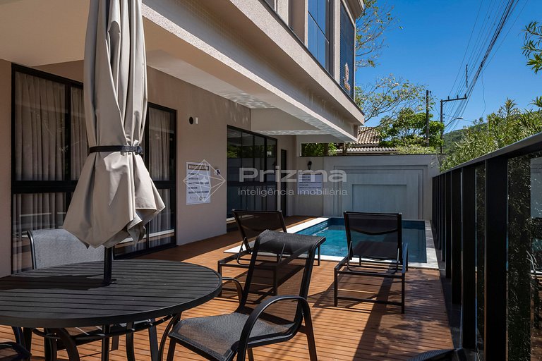 Lindo Apartamento Condomínio com Piscina