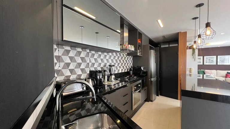 Apto c/ Piscina Privativa e Vista Mar- Condomínio de Alto Pa