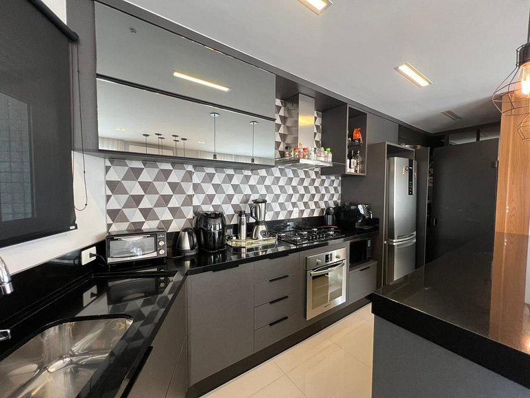 Apto c/ Piscina Privativa e Vista Mar- Condomínio de Alto Pa