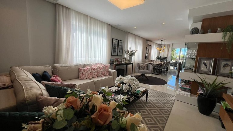 Apto c/ Piscina Privativa e Vista Mar- Condomínio de Alto Pa