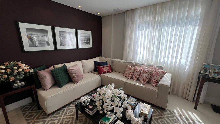 Apto c/ Piscina Privativa e Vista Mar- Condomínio de Alto Pa