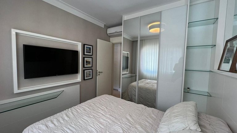 Apto c/ Piscina Privativa e Vista Mar- Condomínio de Alto Pa