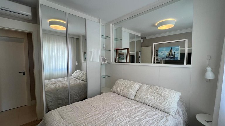 Apto c/ Piscina Privativa e Vista Mar- Condomínio de Alto Pa