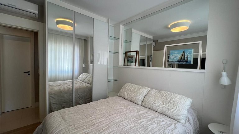 Apto c/ Piscina Privativa e Vista Mar- Condomínio de Alto Pa