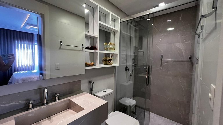 Apto c/ Piscina Privativa e Vista Mar- Condomínio de Alto Pa