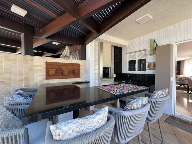 Apto c/ Piscina Privativa e Vista Mar- Condomínio de Alto Pa