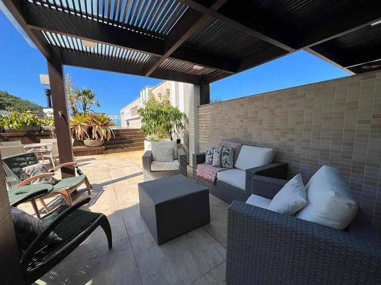 Apto c/ Piscina Privativa e Vista Mar- Condomínio de Alto Pa