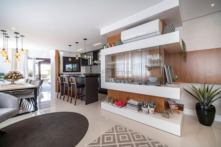 Apto c/ Piscina Privativa e Vista Mar- Condomínio de Alto Pa