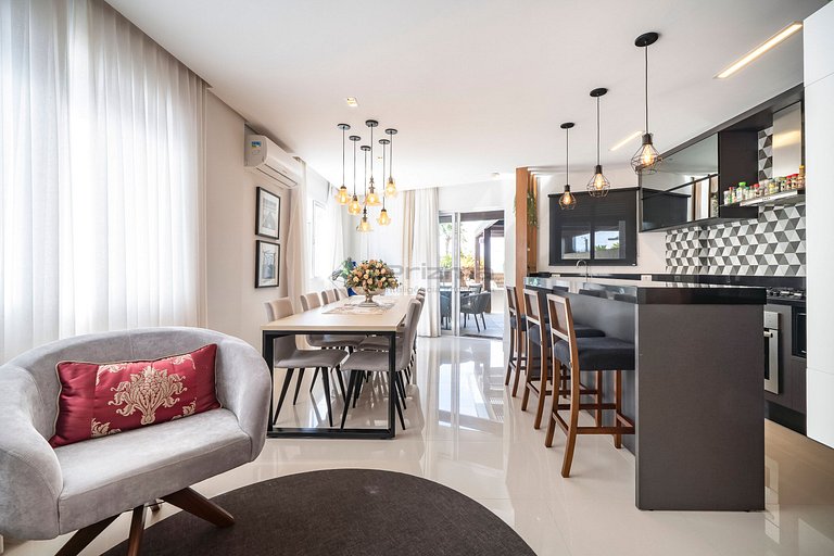 Apto c/ Piscina Privativa e Vista Mar- Condomínio de Alto Pa