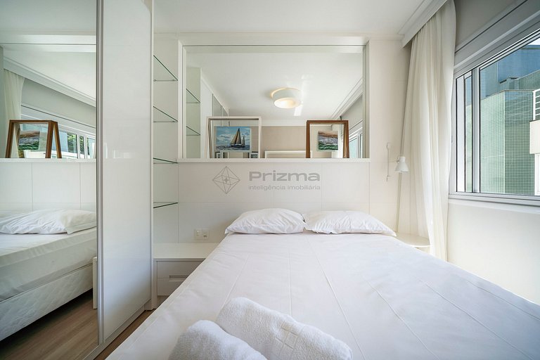 Apto c/ Piscina Privativa e Vista Mar- Condomínio de Alto Pa