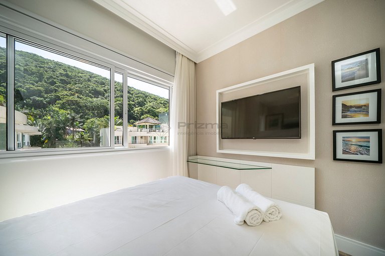 Apto c/ Piscina Privativa e Vista Mar- Condomínio de Alto Pa