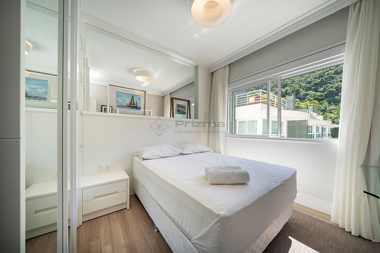 Apto c/ Piscina Privativa e Vista Mar- Condomínio de Alto Pa