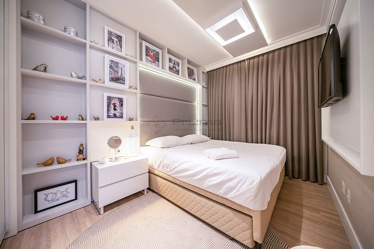 Apto c/ Piscina Privativa e Vista Mar- Condomínio de Alto Pa