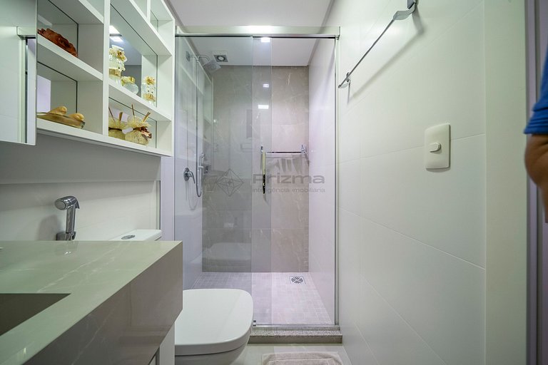 Apto c/ Piscina Privativa e Vista Mar- Condomínio de Alto Pa