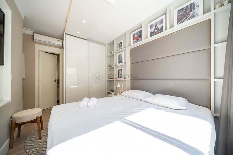 Apto c/ Piscina Privativa e Vista Mar- Condomínio de Alto Pa