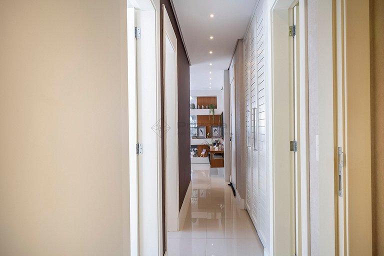 Apto c/ Piscina Privativa e Vista Mar- Condomínio de Alto Pa