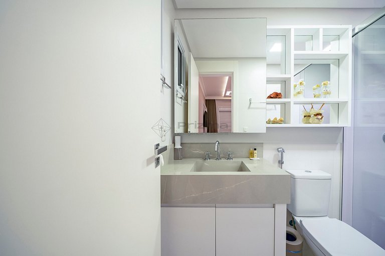 Apto c/ Piscina Privativa e Vista Mar- Condomínio de Alto Pa