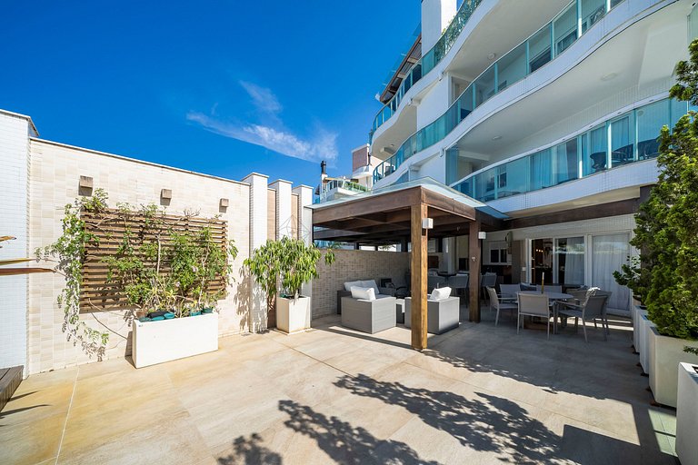 Apto c/ Piscina Privativa e Vista Mar- Condomínio de Alto Pa