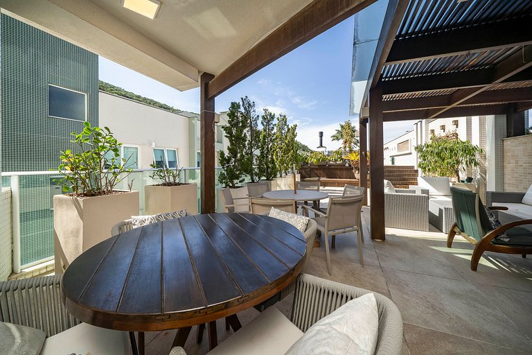 Apto c/ Piscina Privativa e Vista Mar- Condomínio de Alto Pa