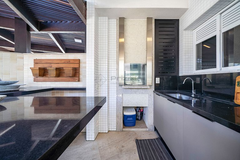 Apto c/ Piscina Privativa e Vista Mar- Condomínio de Alto Pa