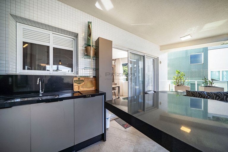 Apto c/ Piscina Privativa e Vista Mar- Condomínio de Alto Pa