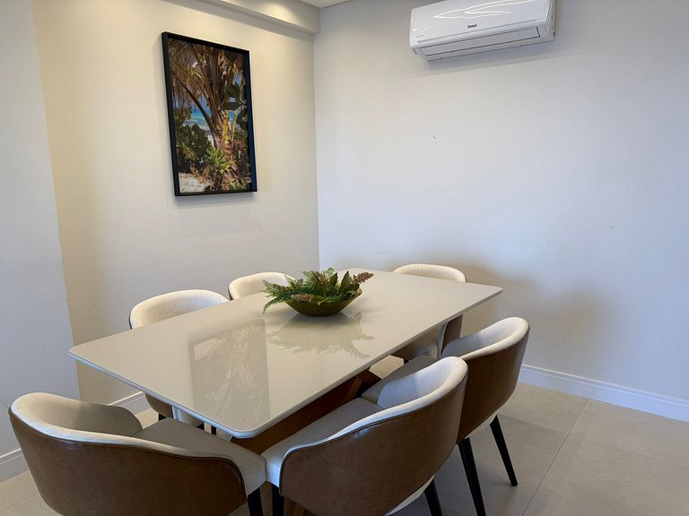 402 01 - WaldGarten- A Passos do Mar e Frente Avenida - Cond