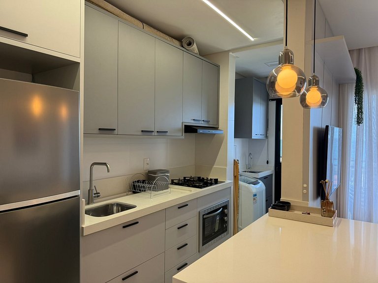 402 01 - WaldGarten- A Passos do Mar e Frente Avenida - Cond