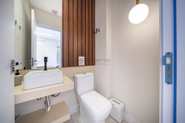 402 01 - WaldGarten- A Passos do Mar e Frente Avenida - Cond