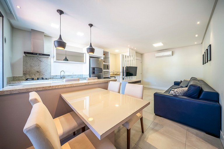 PM 305 · Lindo Apartamento na Praia de Bombinhas