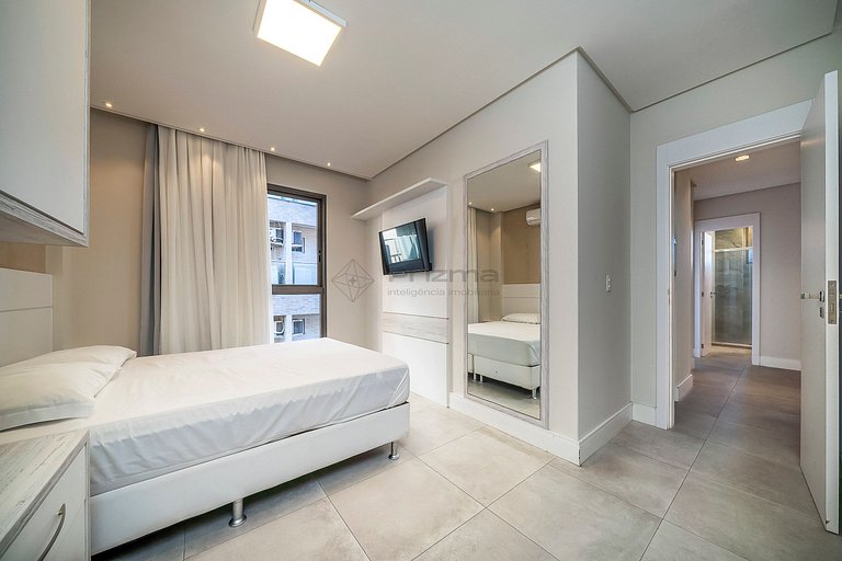 PM 305 · Lindo Apartamento na Praia de Bombinhas