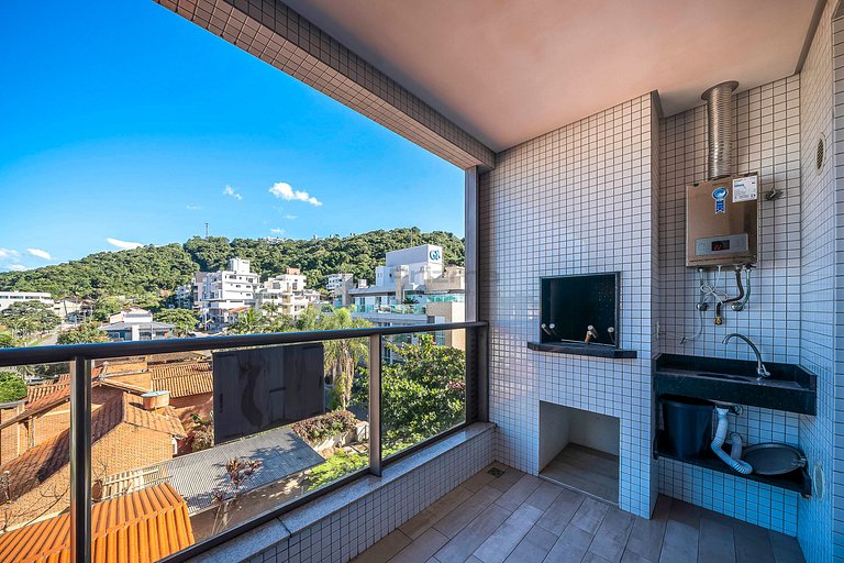 PM 305 · Lindo Apartamento na Praia de Bombinhas