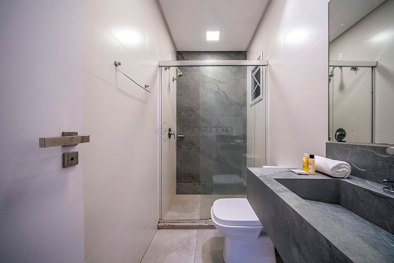 PM 305 · Lindo Apartamento na Praia de Bombinhas