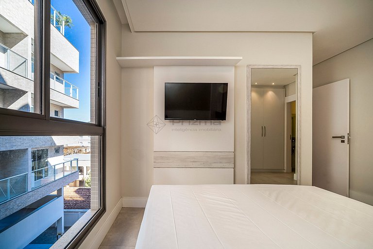PM 305 · Lindo Apartamento na Praia de Bombinhas