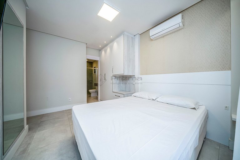 PM 305 · Lindo Apartamento na Praia de Bombinhas